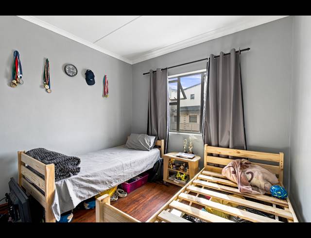2 BEDROOM APARTMENT FOR SALE IN BARBEQUE DOWNS